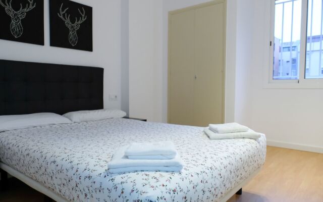 Отель Apartamentos BCN Port Барселона комната для гостей