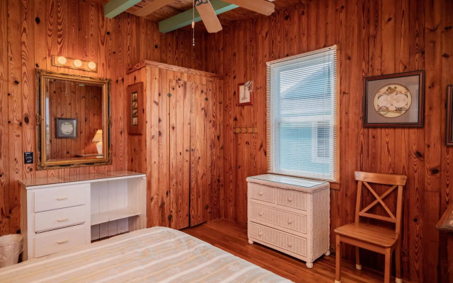 Sound Sleeper by Oak Island Accommodations