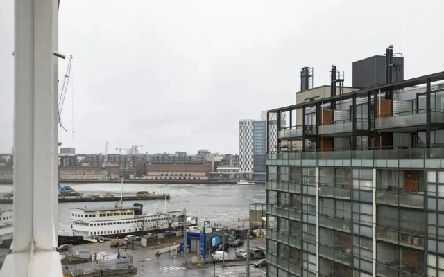 2ndhomes Modern 2BR Apartment w Balcony