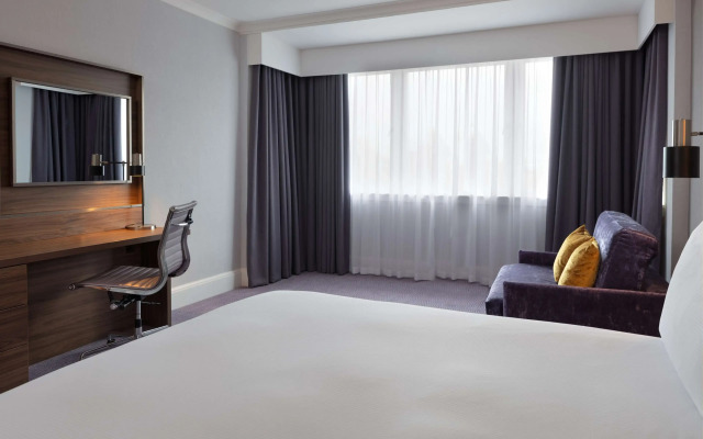 DoubleTree by Hilton Edinburgh Airport