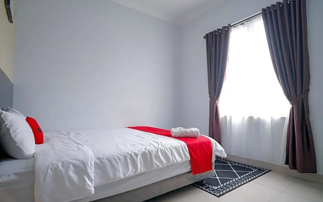 RedDoorz Premium @ Raja Hostel Syariah Lampung