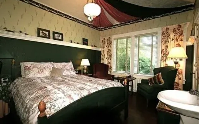 Orchard House Bed and Breakfast