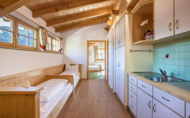Felderhof Apt 1