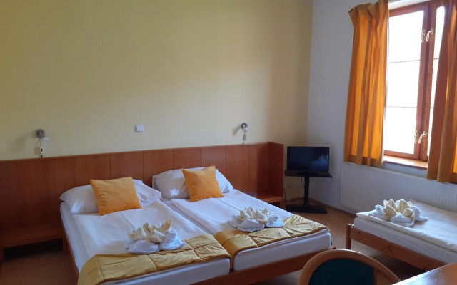 Hotel Gold - Children friendly hotel