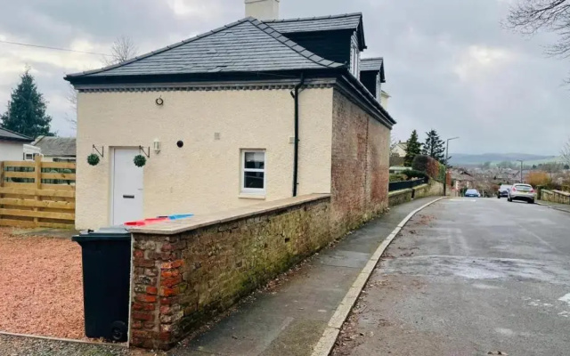 The Old Stables 17a