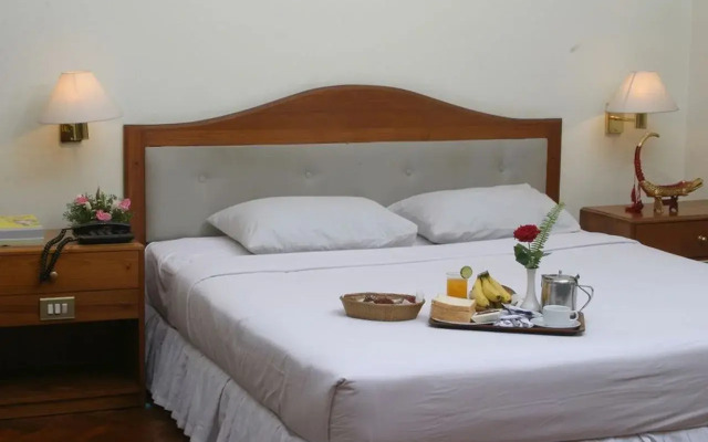 Yuzana Hotel