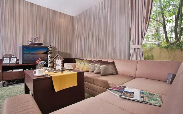 Jomtien Waree 2