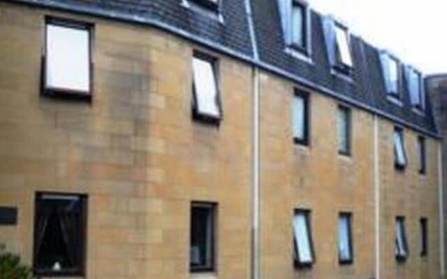 Britannia Edinburgh Hotel Эдинбург вид на фасад