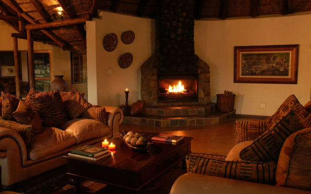 Thornybush Jackalberry Lodge