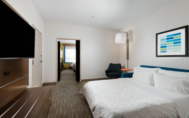 Holiday Inn Express & Suites Grande Prairie by IHG