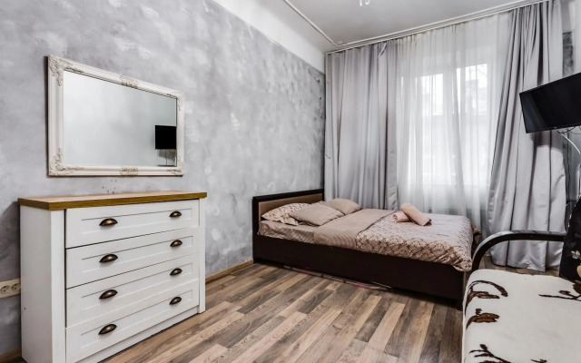 Apartment near Circus