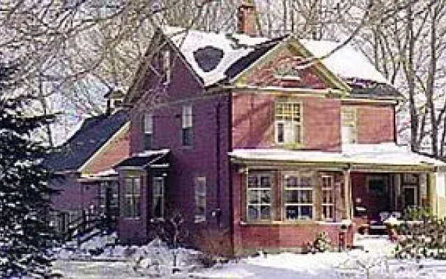 Dragonfly Inn