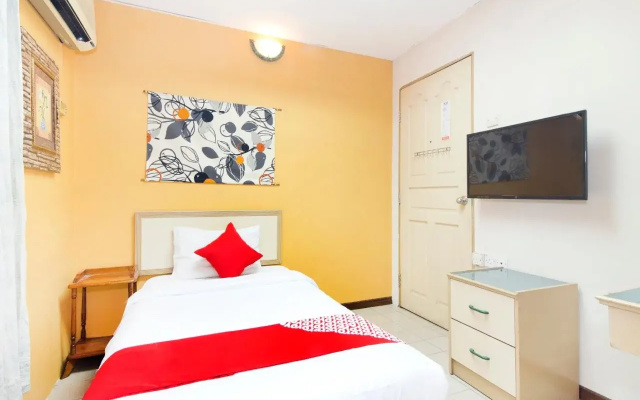 OYO 538 A&N Hotel