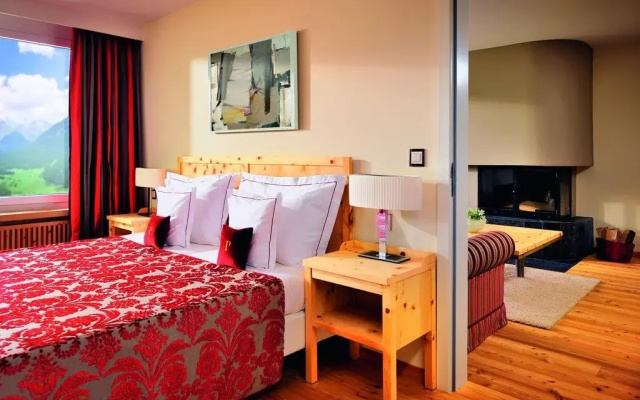 Hotel Paradies