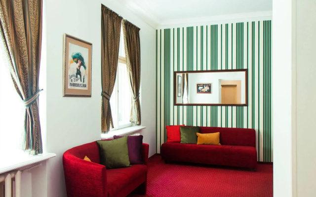 Radi un Draugi Hotel