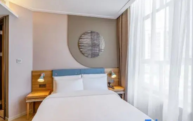 Homeinn · neo (Kashgar University Xinquan Campus)