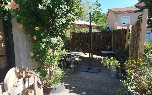 LES TONNELLES DE MANAL Charmante maison d'hôtes, sérénité absolue