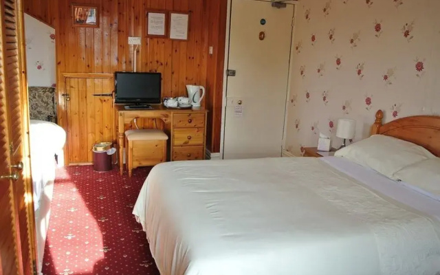 Old Castle Farm Guest House