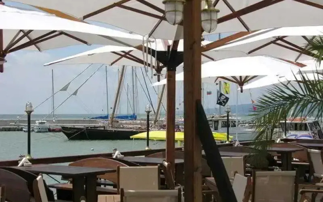Mistral Balchik