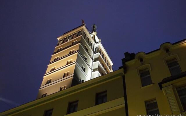 Отель Solo Sokos Hotel Torni Финляндия, Хельсинки - - забронировать отель Solo Sokos Hotel Torni, цены и фото номеров вид на фасад