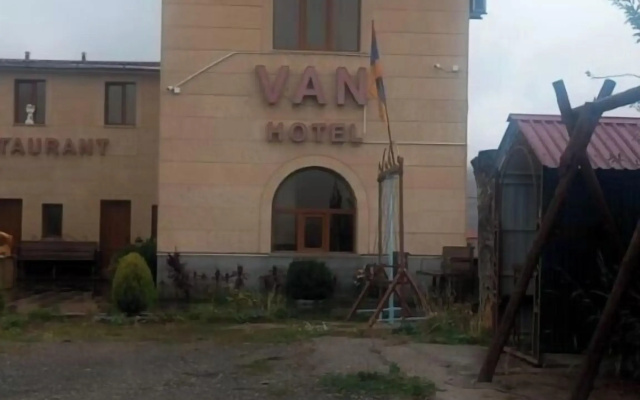VAN Hotel  Restaurant Complex