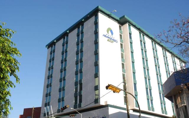 Отель Aranzazu Eco Гвадалахара вид на фасад