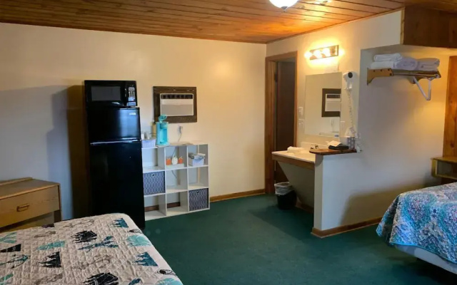 Meadow Park Motel on 385
