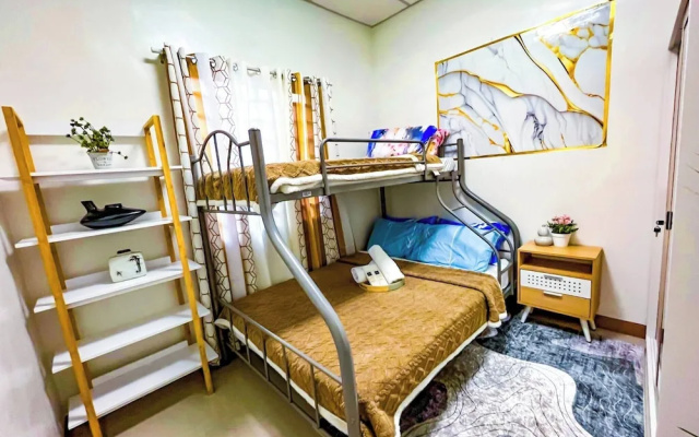 Bloomstone - 2BR Family Suite in Gensan