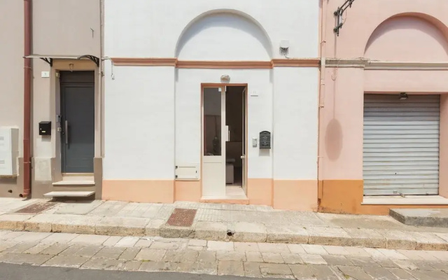2380 Casa Crispi
