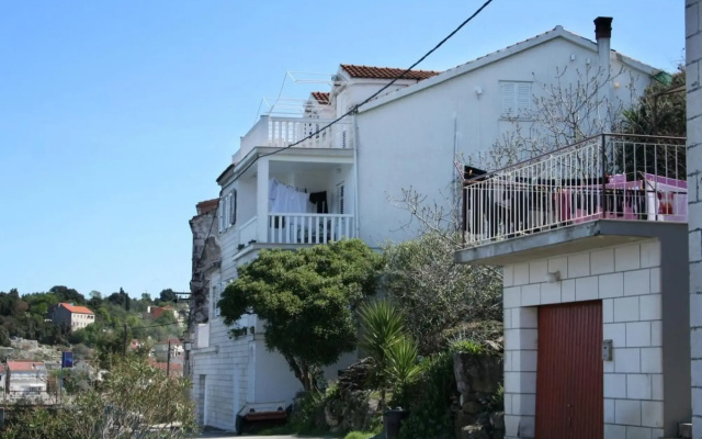 Ivo - 20m from the sea - A1(2)