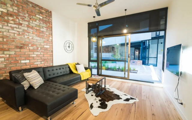 Phoenix on Curzon - Rejuvenate Stays