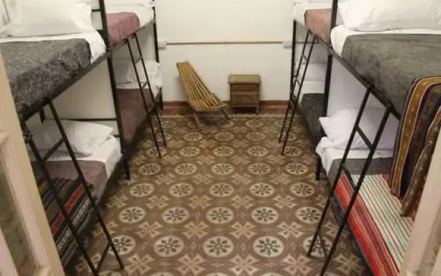 Casa Artigas Hostel