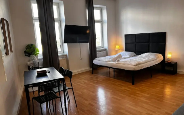 Cozy 2BR Apartment Near Schöpfwerk