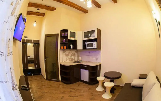 Apartament on Kulisha 13
