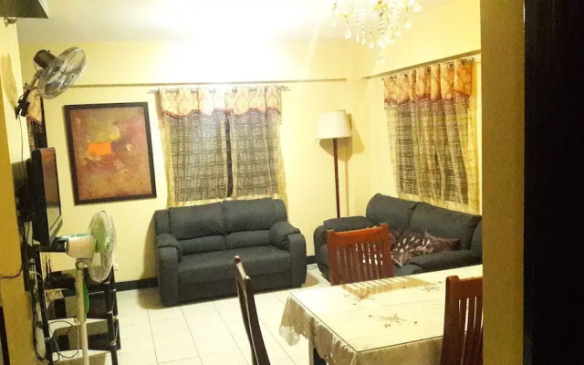 Migz N Tons Place at Cypress Towers