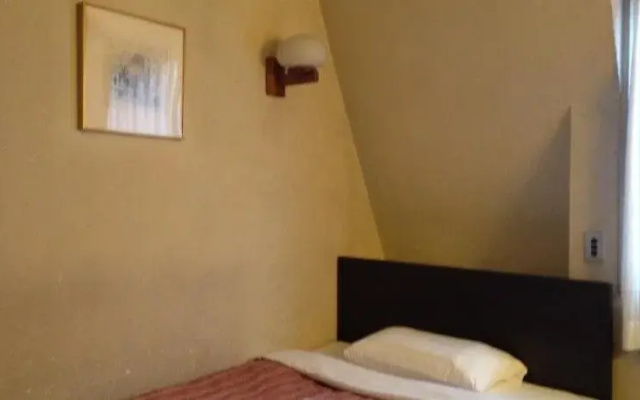 Tourist Hotel