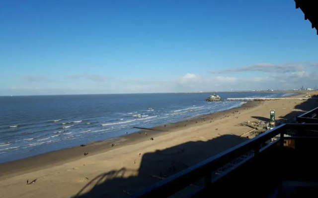 Large beachstudio seaview Blankenberge near Brugge