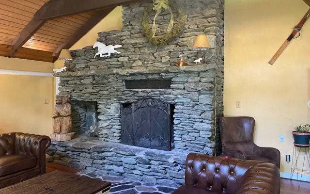 White Horse Lodge