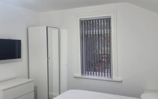 Kunda House Gillot