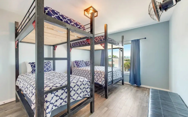 Big Blue by Silver Sands Vacation Rentals