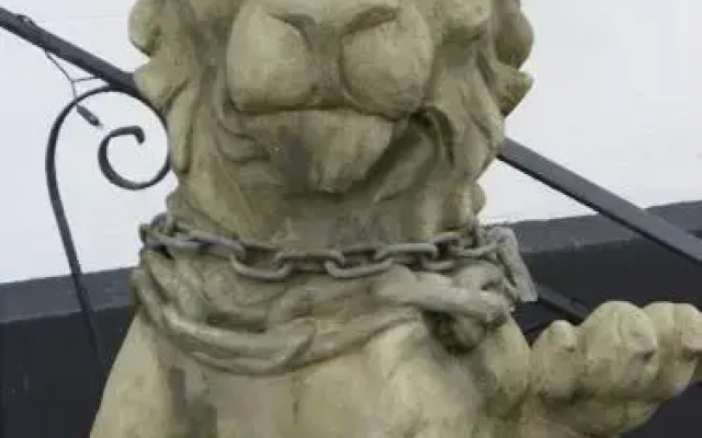 The Golden Lion Hotel
