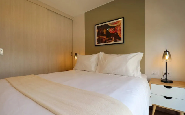 w Tranquil 2BR w Balcony in Miraflores