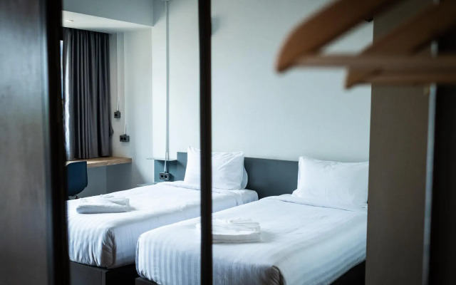 S.22 Hotel Suratthani