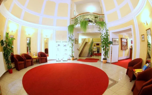 Hotel Flora