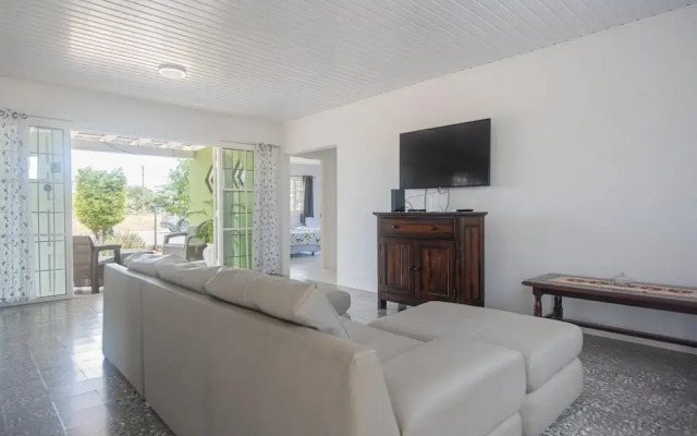 Aruban Home Close to Beach