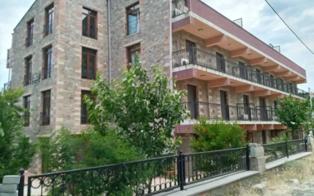 Kayabali Hotel