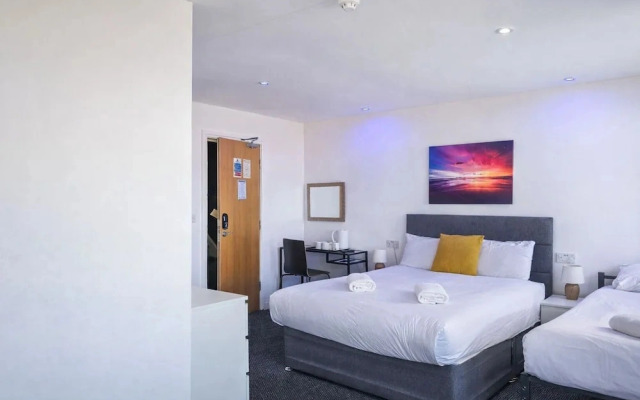 399 Prom - Blackpool Hotel