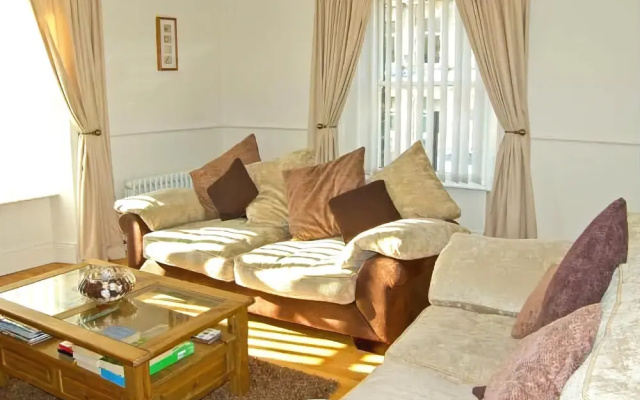 Coquet Retreat