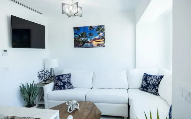 Dolphin Suites