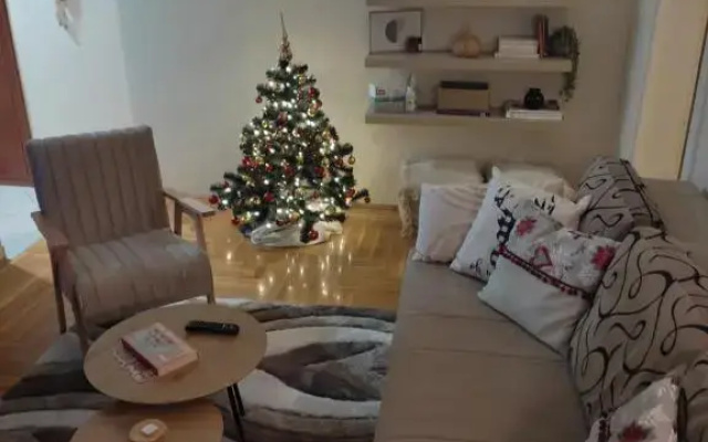 Beige Nest